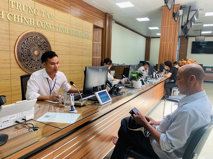 Kiến nghị tăng lương cho cán bộ, công chức - 1