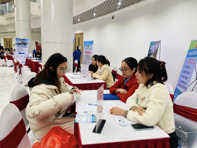 Doanh nghiệp “khát” nhân lực kỹ thuật, dân văn phòng chật vật tìm việc - 1