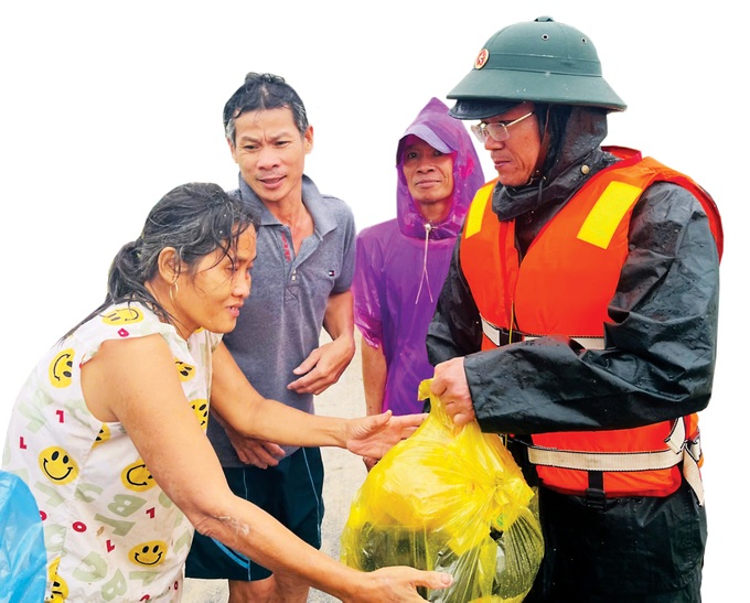Tình quân dân, nghĩa đồng bào trong một năm đầy biến cố - 2