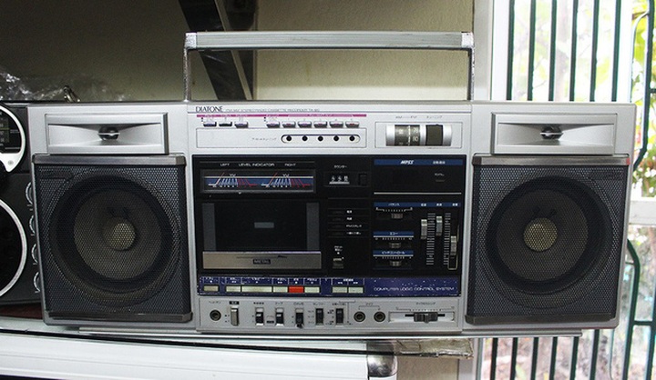 2 toà nhà chứa đầy đài cassette Nhật: Gia tài độc nhất vô nhị của vua đất Cảng - Ảnh 6.