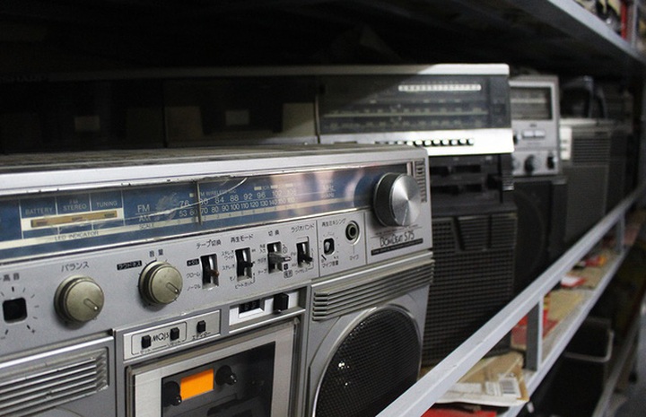 2 toà nhà chứa đầy đài cassette Nhật: Gia tài độc nhất vô nhị của vua đất Cảng - Ảnh 10.