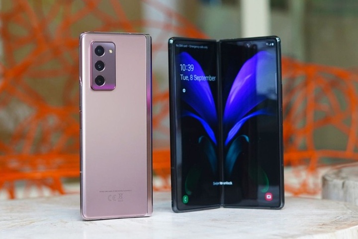 4 mẫu smartphone bạn không nên mua vào lúc này - 3