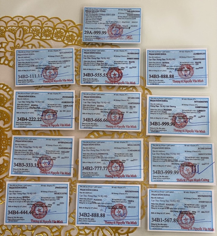 Ăn chơi nhất Việt Nam: Gom mua cả dàn xe máy mang biển ngũ quý từ 1 - 9 - 9