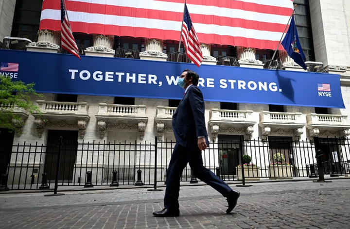 Ăn miếng trả miếng Mỹ, Trung Quốc tăng mạnh hình phạt gián điệp kinh tế - 1