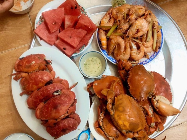 Ăn như cua hoàng đế, cả cân chưa được 1 lạng thịt chị em vẫn tranh mua - 4