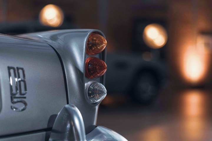 Aston Martin DB5 Junior - Chiếc xe trẻ con đắt hơn Mercedes C-Class - 6