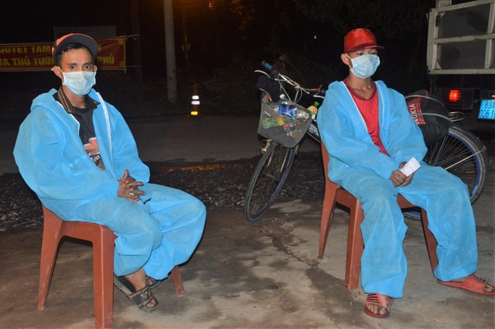 Bác bảo vệ thất nghiệp, đạp xe 3 ngày từ TPHCM về Sóc Trăng tránh dịch - 3