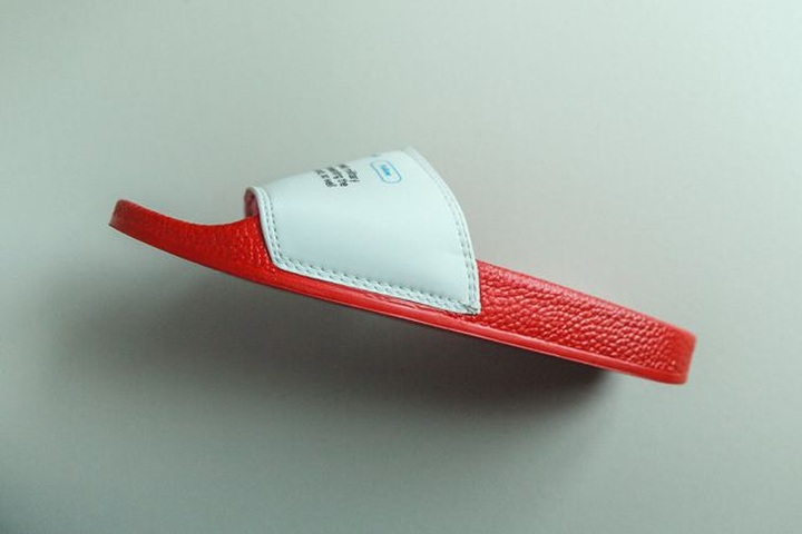 Bán hàng bá đạo: Dép in hình Twitter Tổng thống Trump, thu hàng chục tỷ - 7