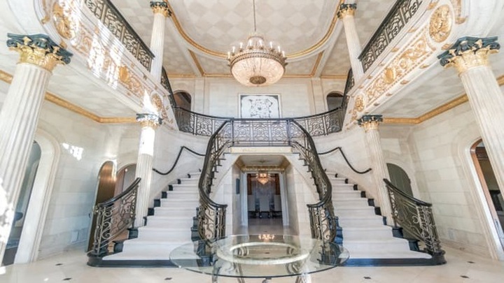 Bất ngờ lý do dinh thự 39 triệu USD giảm giá 88% mới có người mua - 2