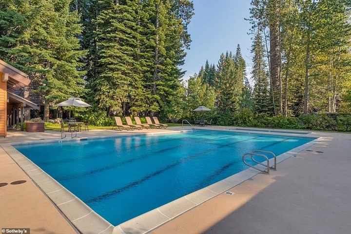 Biệt thự trong “Bố già” rao bán với giá 5,5 triệu USD - 18