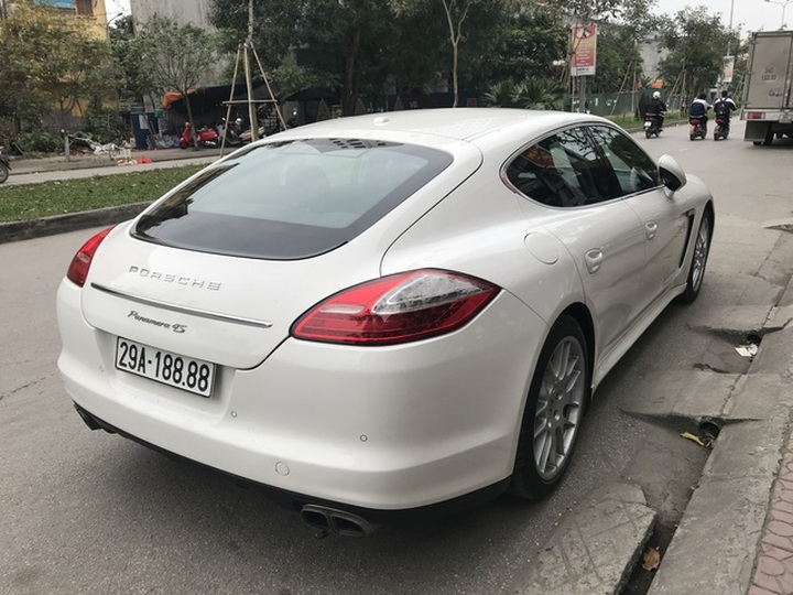 Bỏ 1 tỷ đồng mua Kia “buổi sáng”, đại gia sở hữu 4 xe ngũ quý 9 - 4