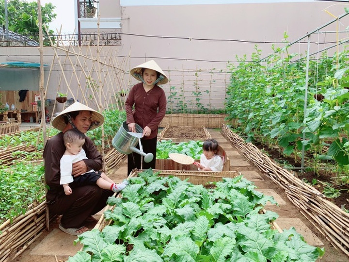 Bỏ 50 triệu đồng cải tạo vườn chuối thành khu sinh thái trong mơ - 11