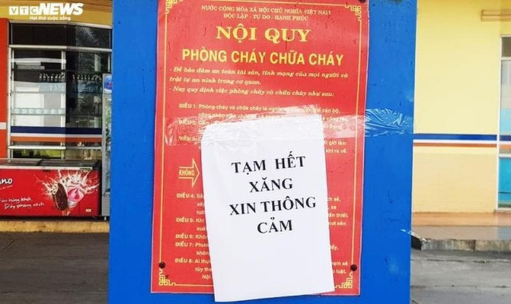 Bộ Công Thương: Xăng giảm mạnh, khuyến cáo dân không mua xăng tích trữ - 1