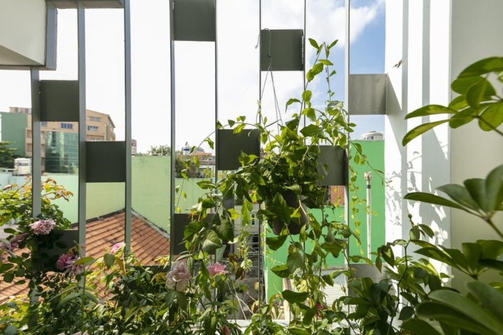 Bố mẹ Việt xây ngôi nhà với thiết kế lạ mắt tặng hai người con - 11