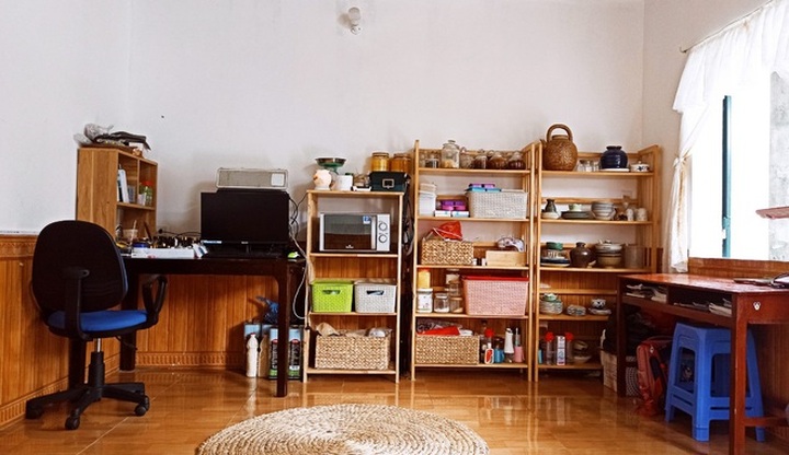 Bỏ phố về quê nấu nước gội đầu thảo mộc, bà mẹ 2 con chốt đơn mỏi tay - 2