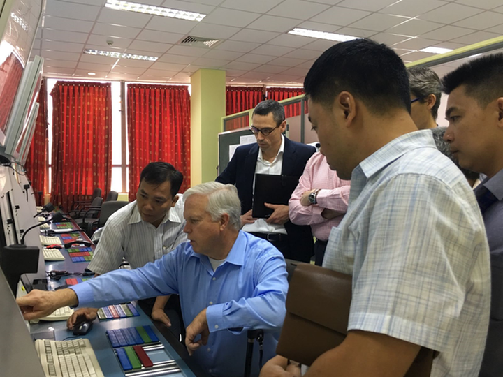 “Bốc thuốc” chữa “bệnh” máy bay xếp hàng trên trời, dưới đất tại Tân Sơn Nhất - 3