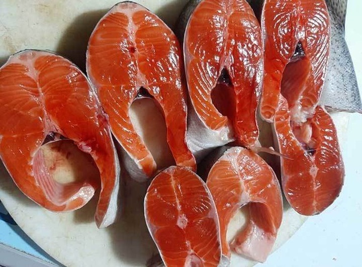 Cá hồi Sa Pa lại siêu rẻ, 1 năm 2 đợt giảm sốc, dân nuôi lỗ nặng - 1