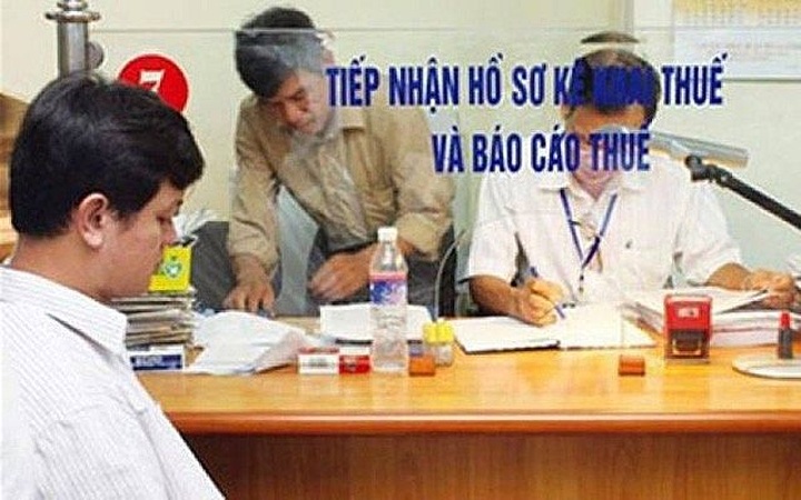 Cán bộ thuế bị bắt tạm giam vì gây thất thoát 6 tỷ đồng - 1