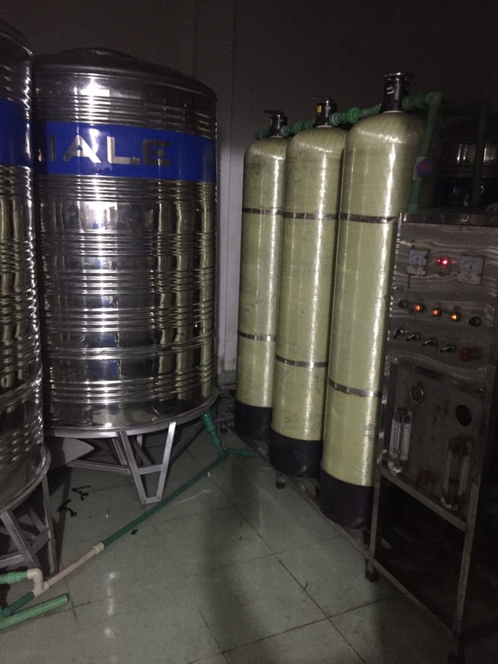 Cận cảnh quy trình hô biến nước mương thải thành nước uống đóng bình - 6