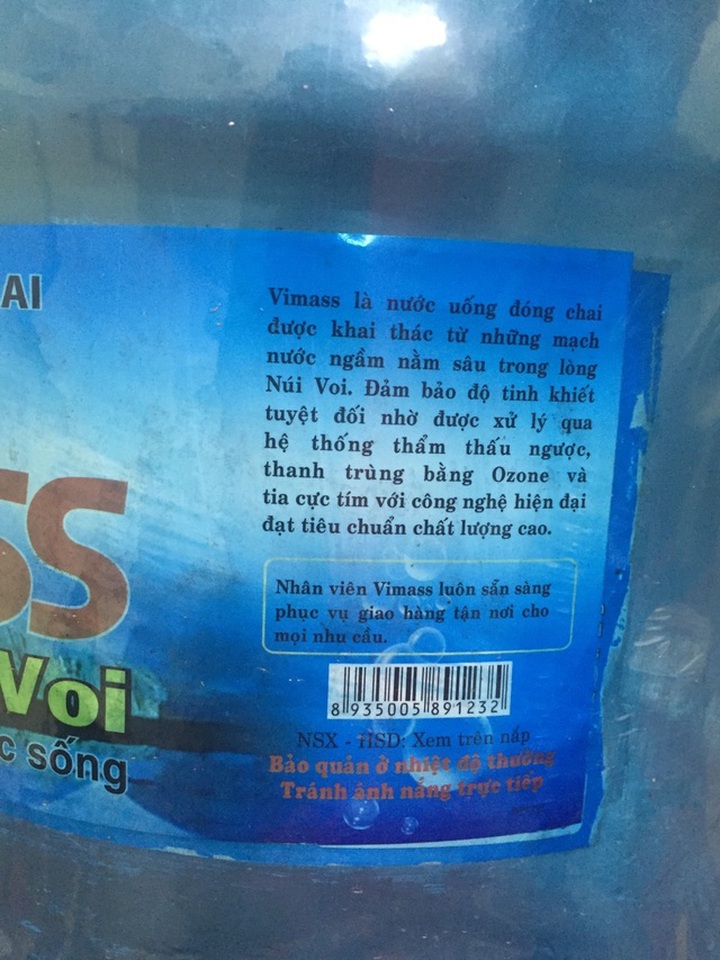 Cận cảnh quy trình hô biến nước mương thải thành nước uống đóng bình - 9