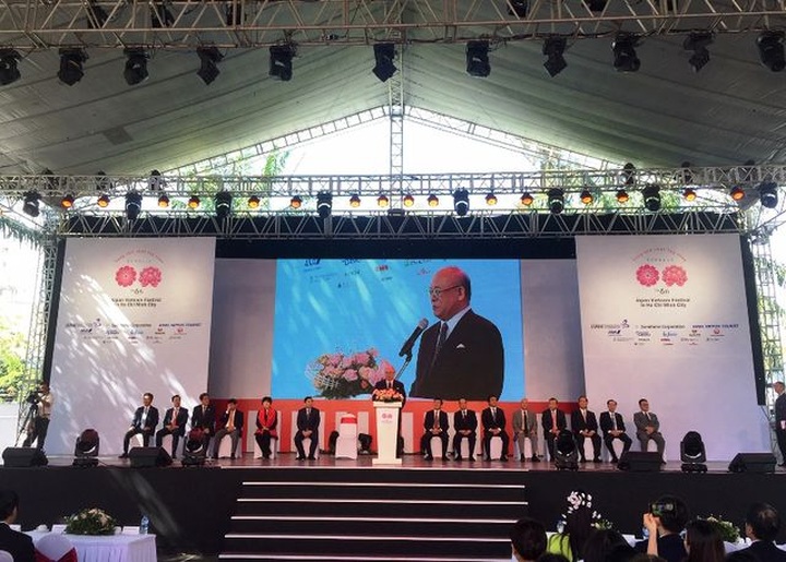 le hoi viet nhat 2.JPG