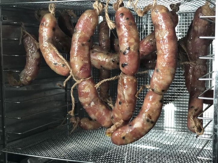 Chán lạp sườn ngoài bắc, chị em lùng mua lạp sườn ướp rượu áp xanh - 5