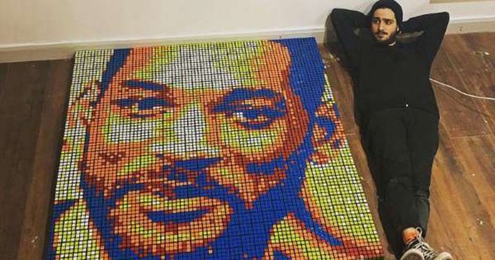 Chàng trai 24 tuổi kiếm hàng ngàn USD nhờ bán tranh từ… khối Rubik - 9