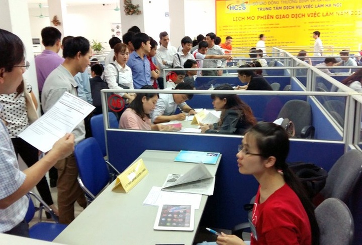 Chênh lệch thu nhập của lao động thành thị và nông thôn là 1,3 lần - 1