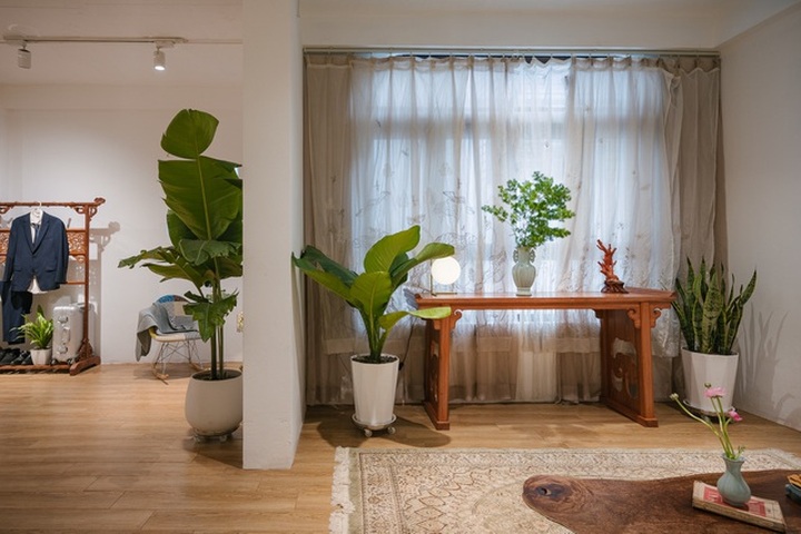 Chi 900 triệu đồng cải tạo nhà phố tồi tàn, nhìn thành quả ai cũng bất ngờ - 11