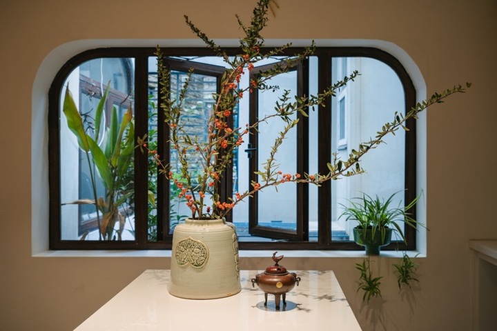 Chi 900 triệu đồng cải tạo nhà phố tồi tàn, nhìn thành quả ai cũng bất ngờ - 8