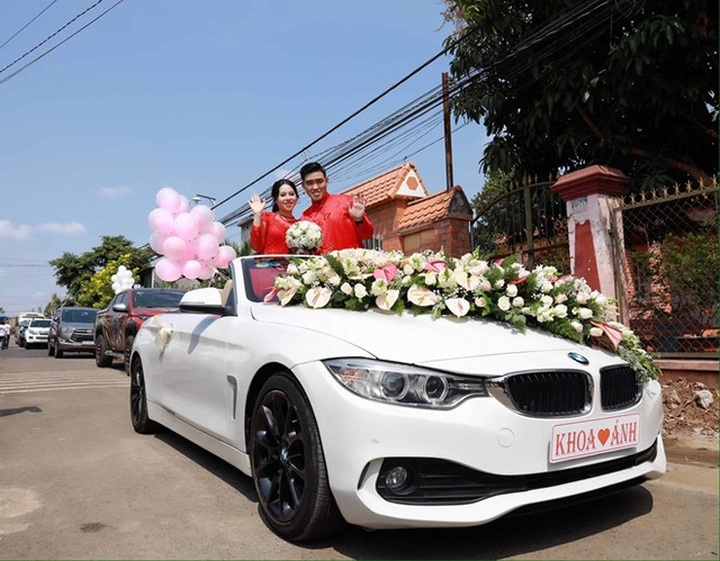 Chị gái tặng cô dâu Đồng Nai quà cưới 49 cây vàng và 2,5 tỉ đồng - 1