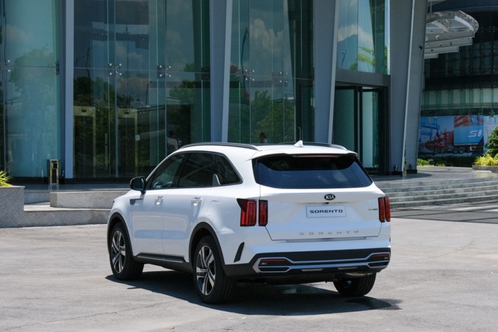 Chi tiết Kia Sorento 2021: xe Hàn Quốc có gì với giá cao nhất 1,349 tỷ? - 3