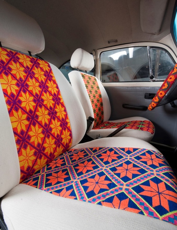 Chiếc Beetle độc nhất vô nhị thế giới - đính hàng triệu hạt màu sặc sỡ - 11