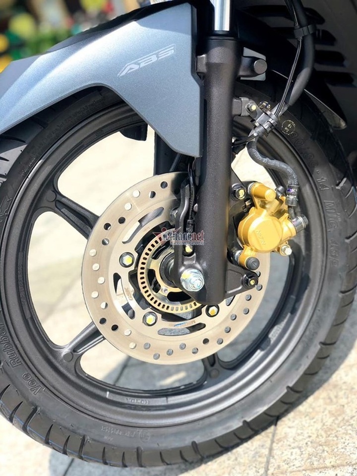 Chiếc xe máy mang biển 12345 bất ngờ bán được giá hơn 200 triệu đồng - 5