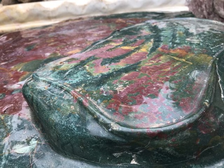 Chiêm ngưỡng bộ bàn ghế và tảng đá mã não xanh giá tiền tỷ đại gia mới dám chơi - 4