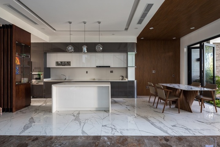 Chiêm ngưỡng ngôi nhà tuyệt đẹp, ôm cả thiên nhiên vào lòng ở Đà Nẵng - 15