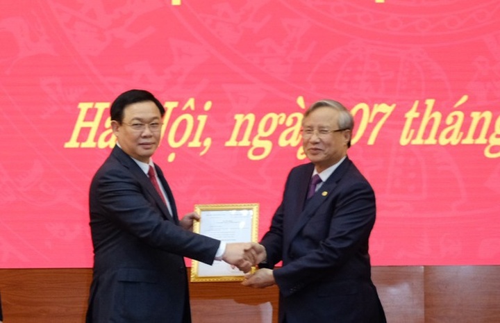 Chính phủ có bổ sung Phó Thủ tướng thay ông Vương Đình Huệ? - 1