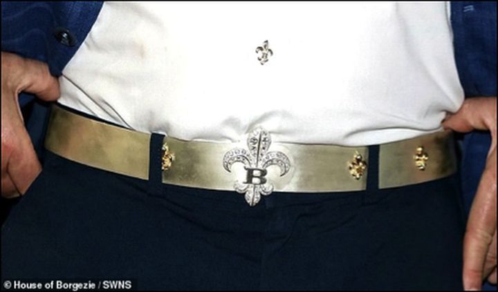 Choáng với chiếc thắt lưng đắt nhất thế giới có giá 1,8 tỷ đồng - 2