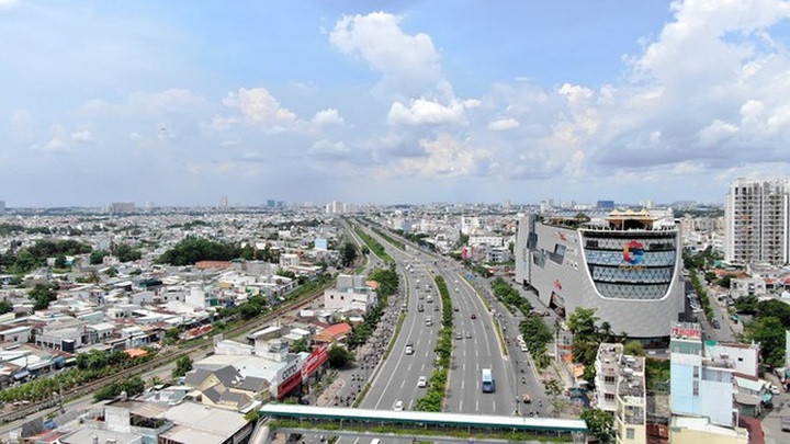 Chung cư trăm hoa đua nở dọc đại lộ đẹp nhất Sài Gòn - 11