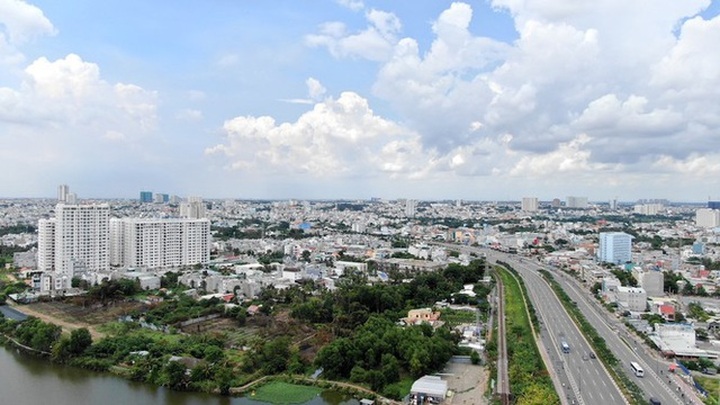 Chung cư trăm hoa đua nở dọc đại lộ đẹp nhất Sài Gòn - 34