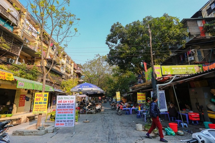 “Chuồng cọp” nhấp nhô, khu tập thể cũ ở Hà Nội “gồng mình” chống đỡ - 13