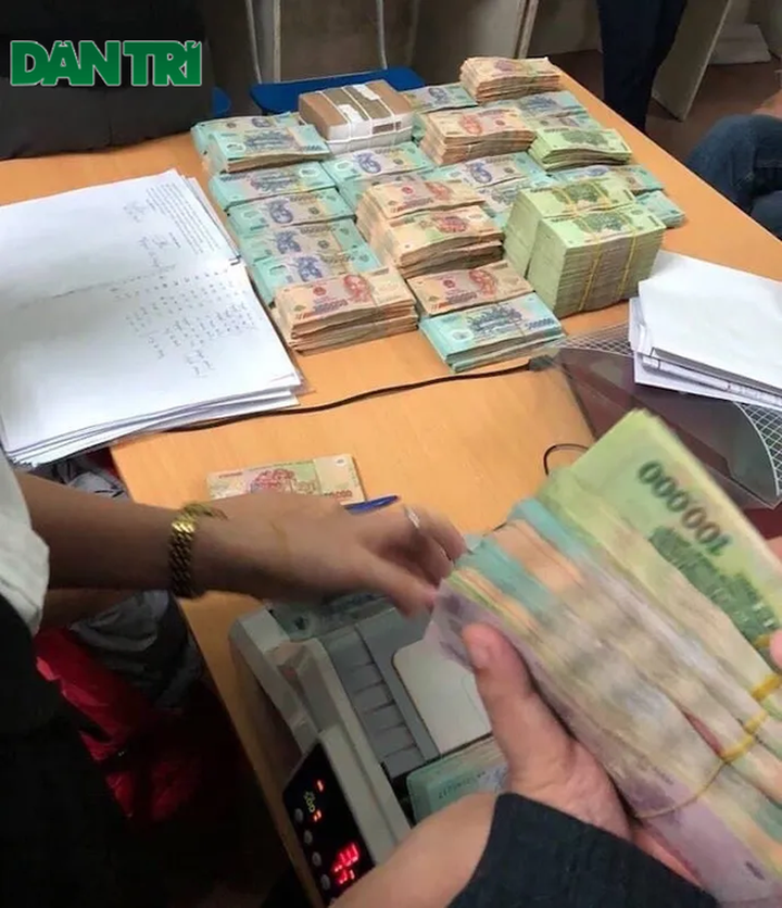 Chuyên gia: “Xách cả bao tải tiền đi mua nhà, đất là vô cùng rủi ro” - 2