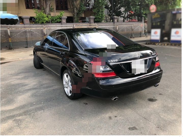 Xe sang qua sử dụng giá 1 tỷ đồng rao bán thời gian dài vẫn gặp khó