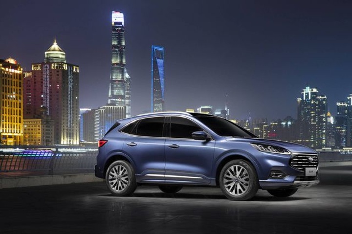 Có một Ford Escape khác - 5