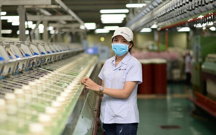 Công bố bán khẩu trang diệt khuẩn giá 7.000 đồng, Vinatex gây chú ý - 1