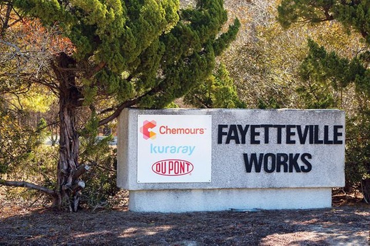 Công ty Mỹ mất 13 triệu USD vì cáo buộc thải hóa chất ra nguồn nước của 200.000 dân - 1