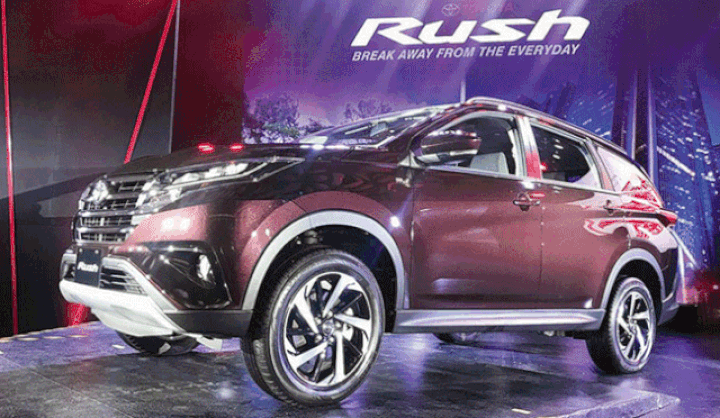 Cùng với thị trường Thái Lan, Indonesia đang tích cực xuất khẩu xe du lịch dưới 10 chỗ sang Việt Nam.