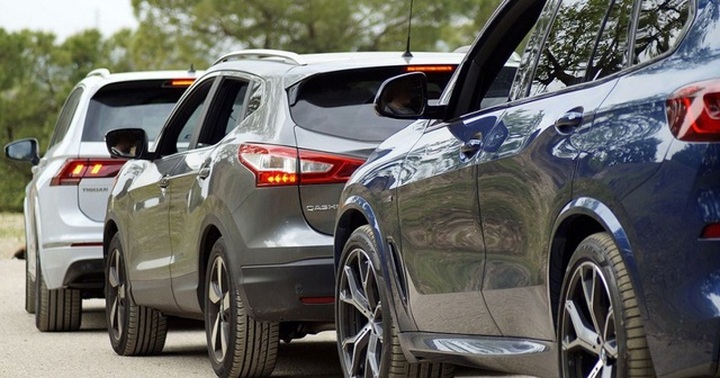 Covid-19 báo tin xấu về thị trường xe hơi, giá hàng loạt xế hộp lao dốc - 1