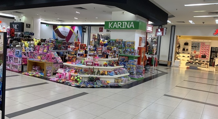 Covid-19 khiến kinh tế chao đảo, chủ mặt bằng cho thuê qua thời “hét giá - 1