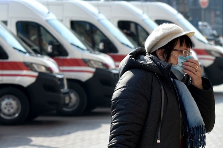 Covid-19 lây lan mạnh hơn, chuyên gia cảnh báo làn sóng thứ 3 - 1